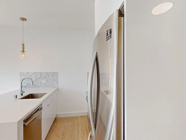 625 Guerrero St #5 — Photo 6