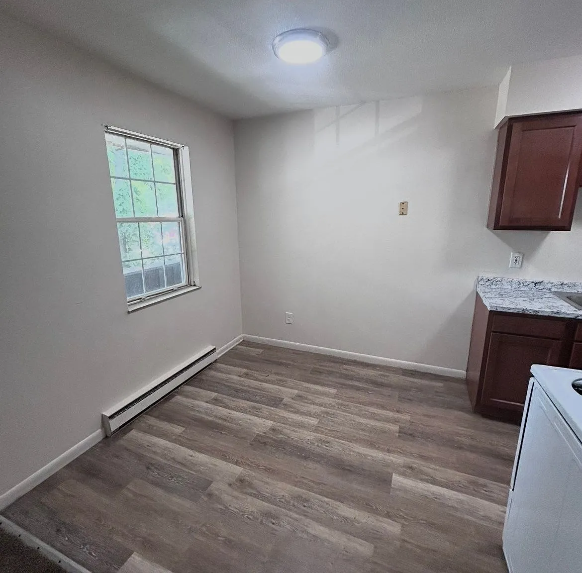 1 bed, 586 sqft, $695 — Photo 4
