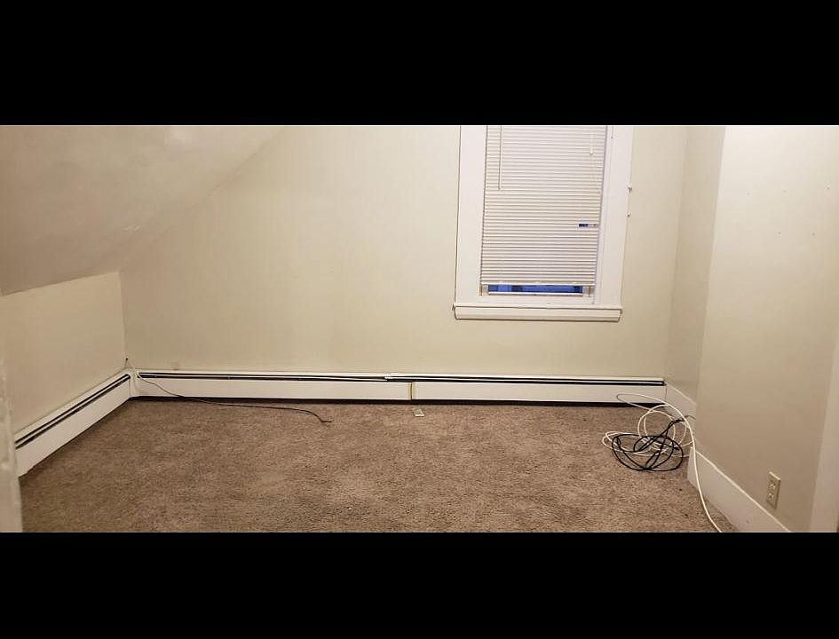 2nd image of 12 Alston St