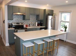 131 Hawthorne Ave #4, Ottawa, ON K1S0B2