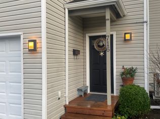 718 N State St #716/718, Bellingham, WA 98225