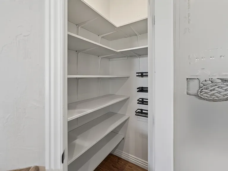 935 E Weldon Dr — Photo 15