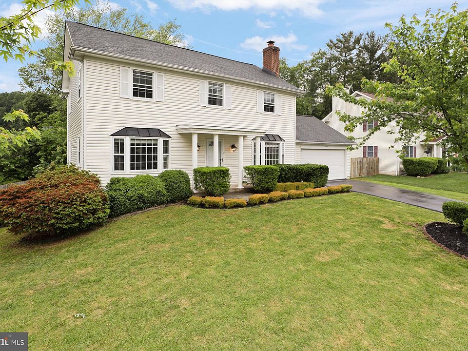 1st image of 6010 Wilmington Dr