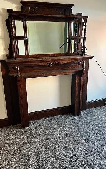 560 Walnut St — Photo 1