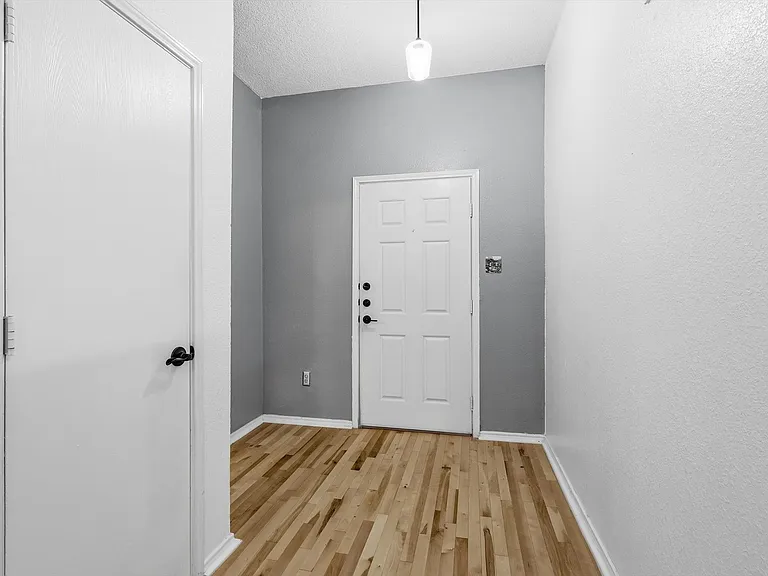 8816 Quarry Cir — Photo 22