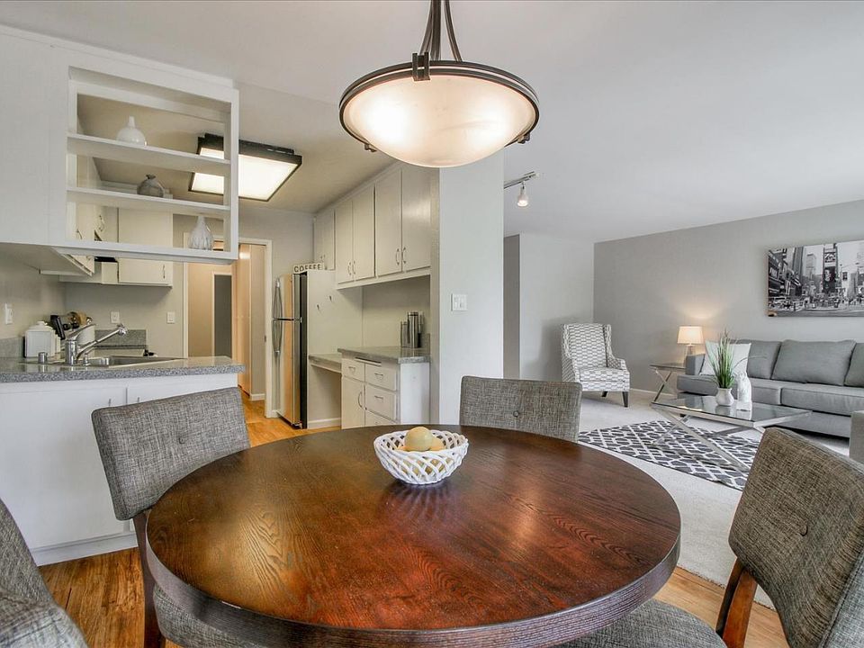 1st image of 120 Saratoga Ave APT 112