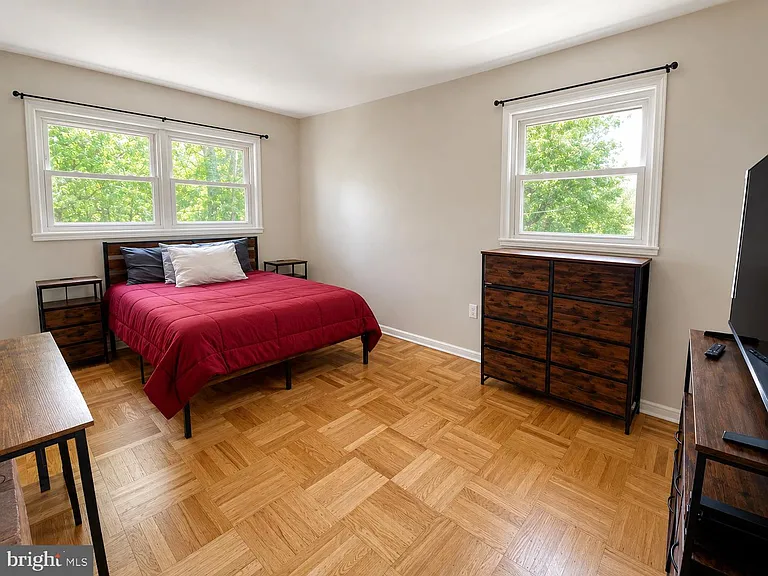 703 Bent Ln — Photo 6
