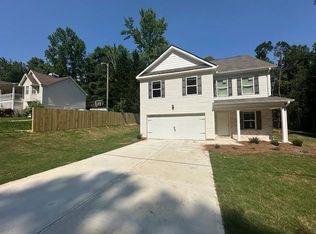 196 Fairview Dr, Dallas, GA 30157