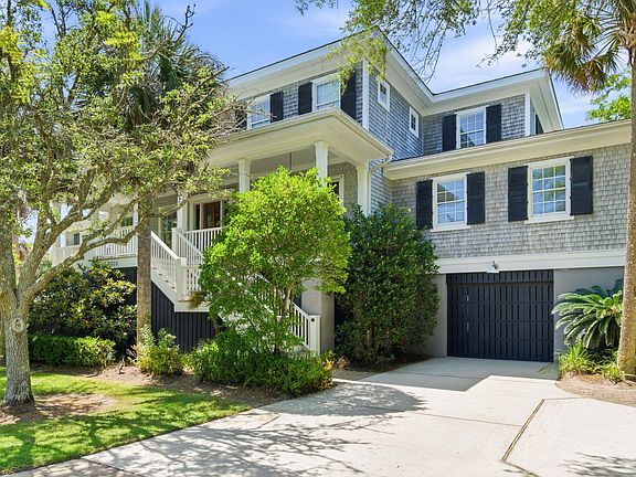 2nd image of 2302 Raven Dr