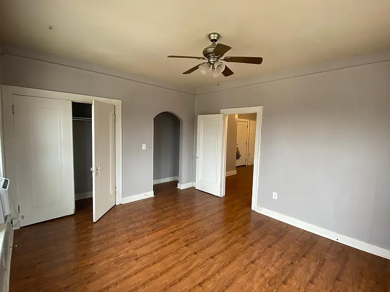 127 NW 31st St #6 — Photo 13