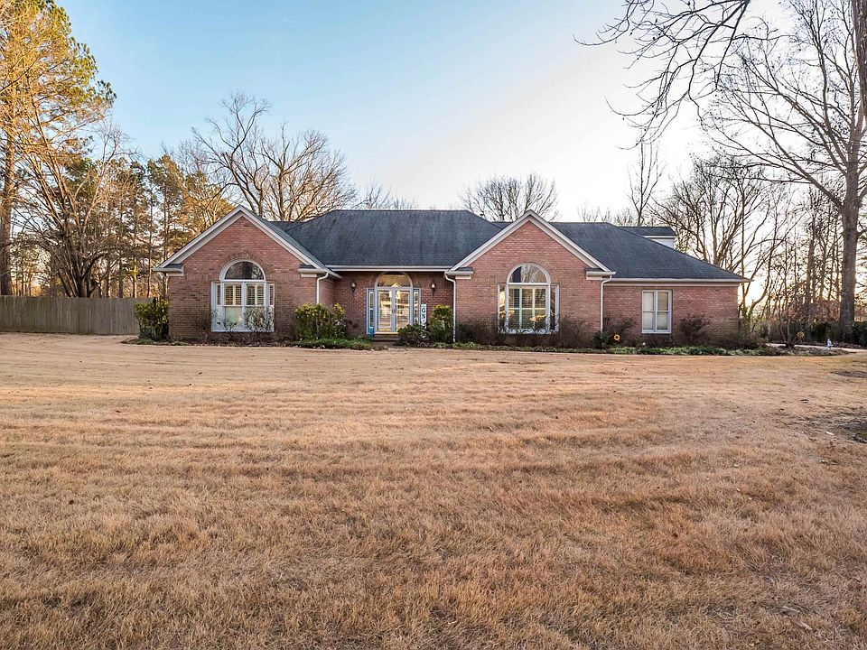 1st image of 9789 Woodland View Ln