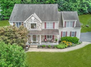 903 Livingston Dr, Downingtown, PA 19335