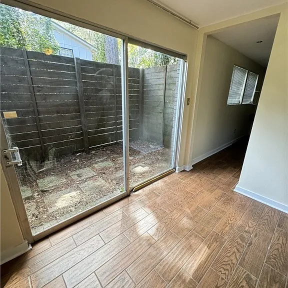 319 Windsor Rd — Photo 19