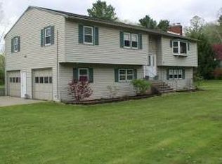 9 Valentine Rd, Pittsfield, MA 01201