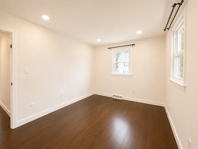 66 Harrison Ave — Photo 20