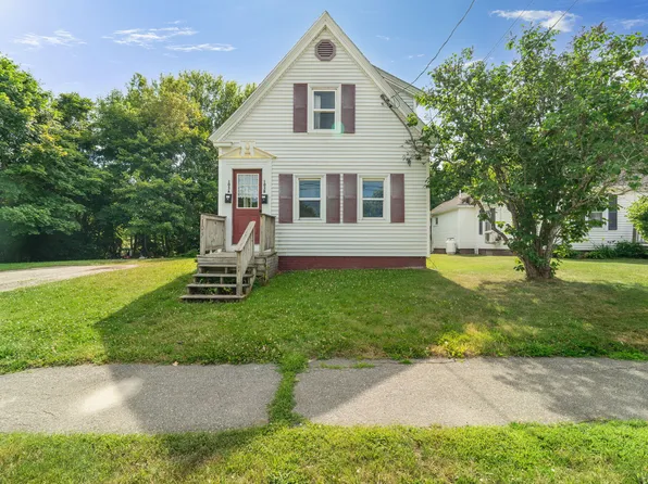 103 Chamberlain Street, Brewer, ME 04412
