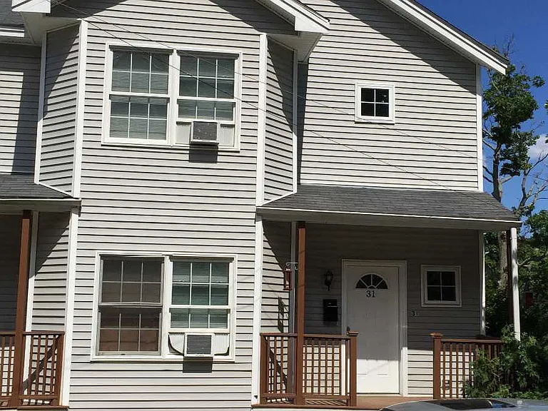 Juniper St — Photo 1