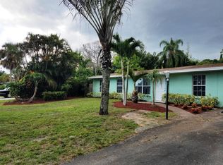 281 W Shadyside Cir, West Palm Beach, FL 33415