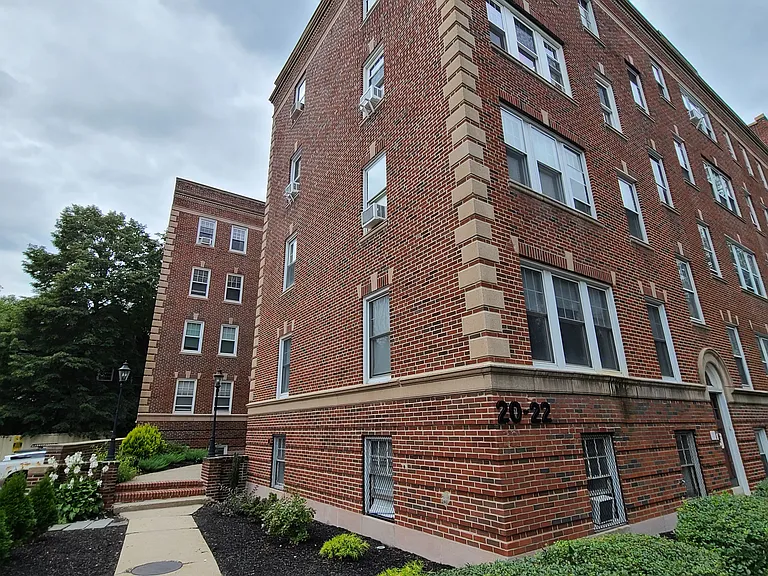 22 Concord Ave #11 — Photo 12