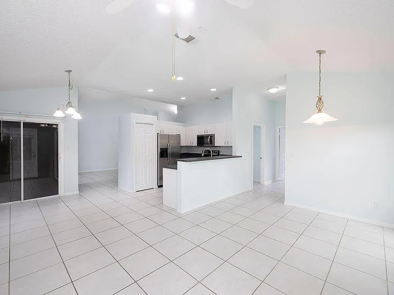 2741 SW Pierson Rd — Photo 12