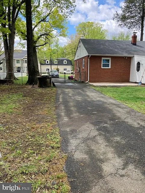Building Photo - 6438 Windham Ave