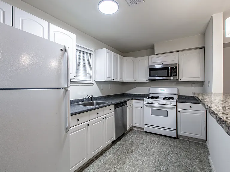 430 N Patrick St #2 — Photo 9