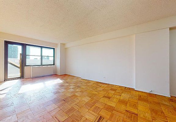 4th image of 178 E 80th St APT 22A