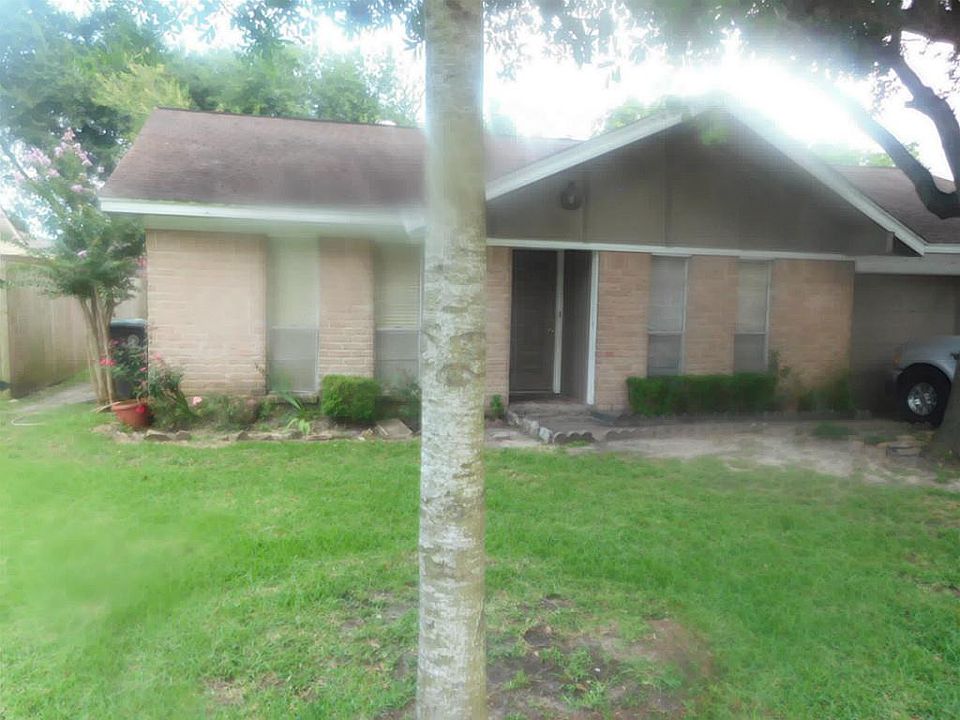 1st image of 12047 Stroud Dr