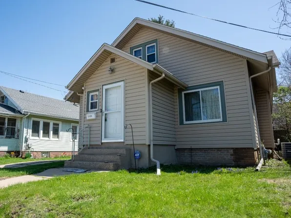 1122 19th St, Rockford, IL 61104