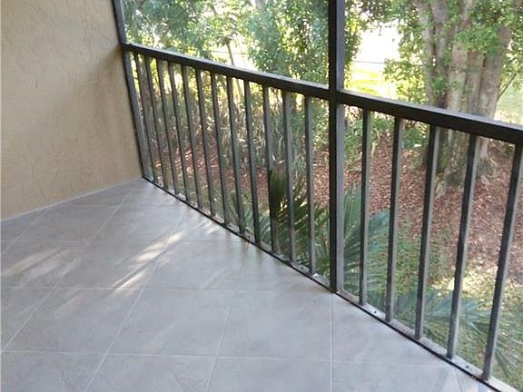 4th image of 1460 Green Valley Cir Unit 403