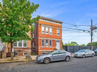 70 S 9Th St, Newark City, NJ 07107