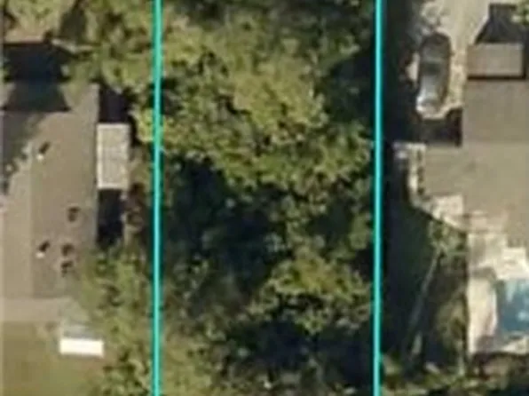 8661 22nd St, Vero Beach, FL 32966