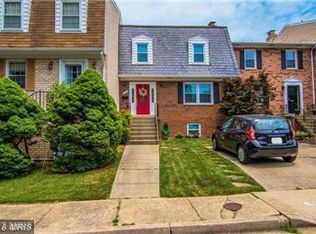 16 S Abingdon St, Arlington, VA 22204
