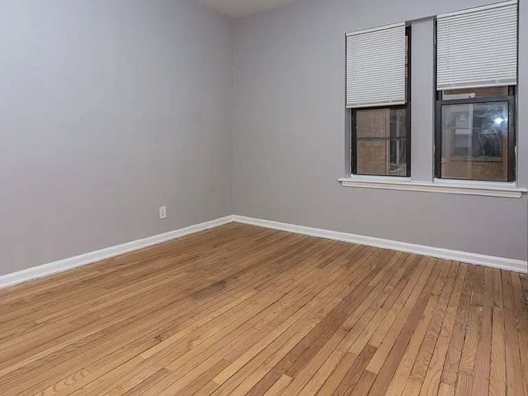 228 N Pine Ave #1E — Photo 5