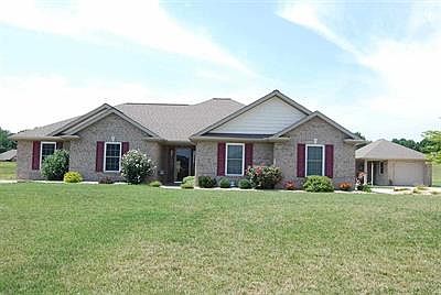 1st image of 631 N Savannah Dr