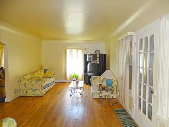 2nd image of 431 S 22nd Ave
