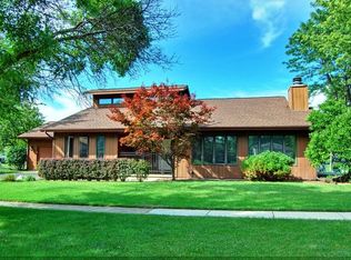 802 Victoria Ln, Schaumburg, IL 60193