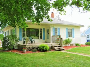 3000 Henderson Ave SE, Cedar Rapids, IA 52403