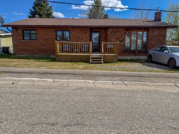 403 Scott St, Iroquois Falls, ON P0K 1G0