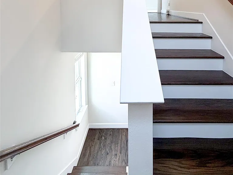 1803 Crestdale Dr — Photo 20