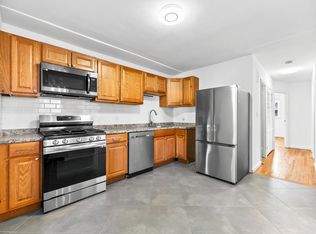 200-04 39th Ave FLOOR 1, Bayside, NY 11361