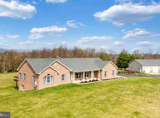 39032 Fry Farm Rd, Lovettsville, VA 20180