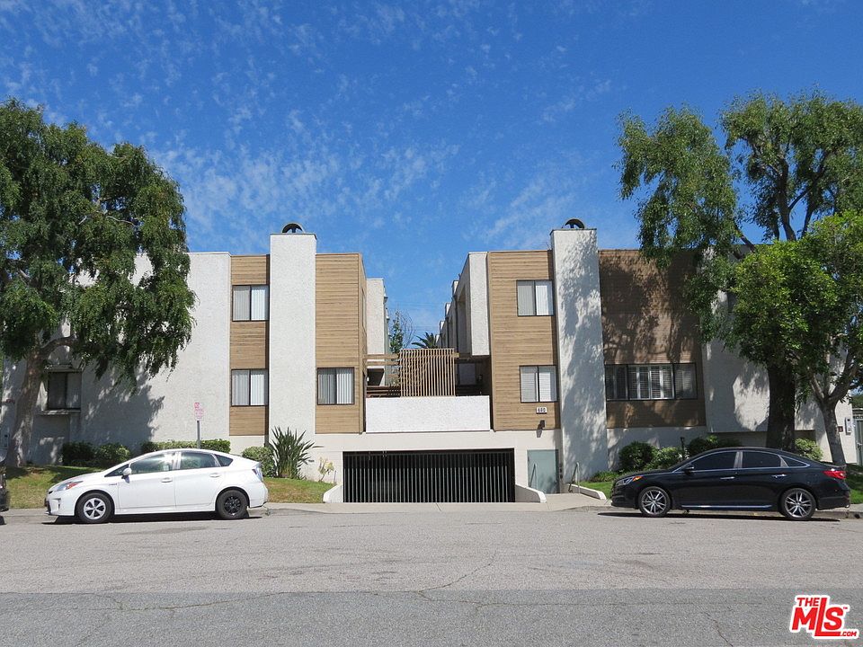 1st image of 714 N Howard St APT B