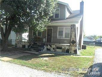 2nd image of 220 W Holden Ave