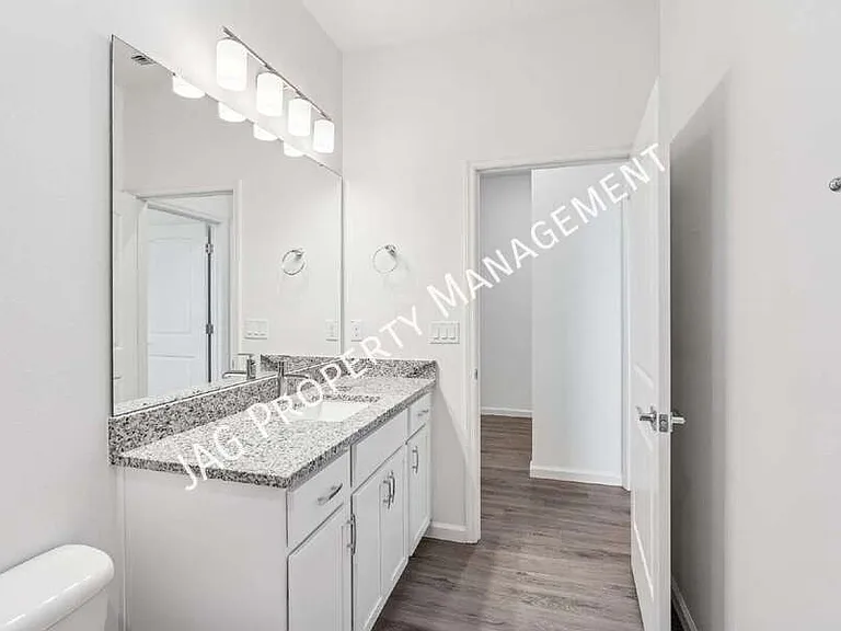 2613 Hagoplan Ave SW — Photo 18