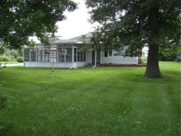 3589 Prairie Rd, Rockford, IL 61102