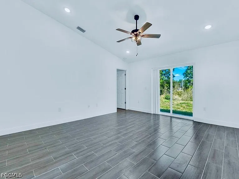 849 Bedford Dr — Photo 8