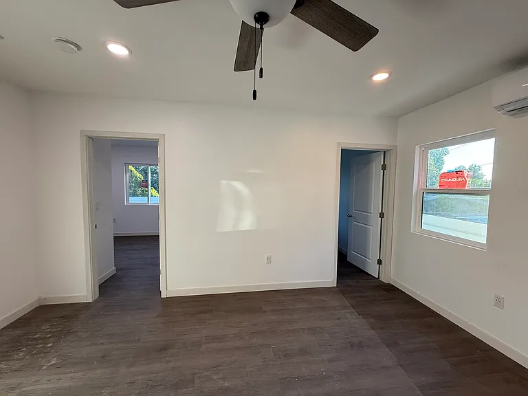 14273 Eastridge Dr — Photo 30