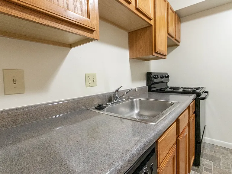 Blue Grass Manor — Photo 141