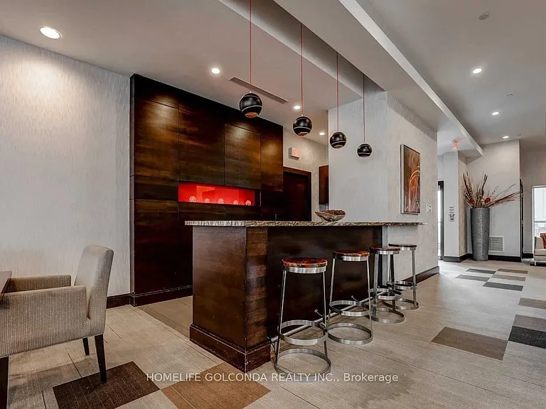 151 Village Green Sq #2402 — Photo 12